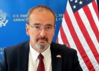 Godfrey: I bëjmë thirrje Kurtit që t’i përmbahet Marrëveshjes së Brukselit