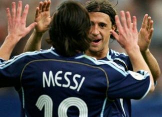 Messi tërbohet pas barazimit me Paraguain: Na vodhe dy herë (VIDEO)