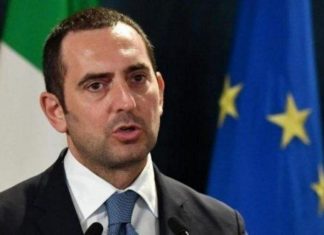 Ministri i Sportit të Italisë i përgjigjet ashpër Ronaldos: Mos u trego arrogant