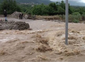 Paralajmërohen vërshime të shpejta dhe shkarkime rrufesh në Kosovë