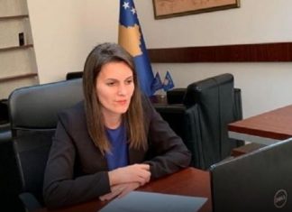 Zëvendëskryeministrja shkarkon këshilltaren për të cilën u tha se babai i saj përfitoi nga 2 milionë eurot e vjedhura