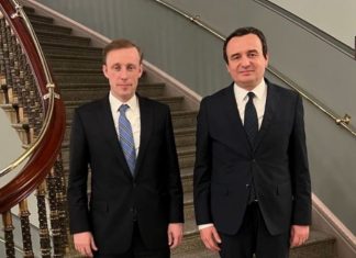 Ambasadori amerikan demanton mediat, thotë se Kurti ishte në Shtëpinë e Bardhë