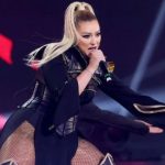 “Opinionistë të kalbur”, Ronela Hajati shpërthen me akuza pas komenteve negative