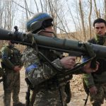 Mediat gjermane: Marrëveshje me NATO-n për të mos dërguar armatime të rënda në Kiev