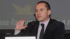 Info Shqip: Xhambaski: Nëse Maqedonia e Veriut ndryshon kushtetutën nesër mund të fillojë negociatat me BE-bë