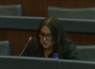 Dumoshi: Shumica e deputetëve të LVV-së kanë pasaporta të Shqipërisë, shkaku i kundërshtimit të tyre sot jemi pa liberalizim