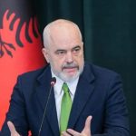 Rama mbron “riedukimin” ndaj gazetarit bezdisës