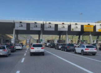 Mërgimtarët marrin rrugën drejt Kosovës për fundvit, këto janë pritjet në pikat kufitare