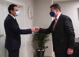 Lajçak në Prishtinë, takim urgjent me Kurtin