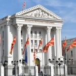 Skandale korruptive mbulojnë Qeverinë, 5 milionë euro vetëm për makina