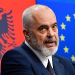 Inati i Qeverisë Kurti: Dikur flisnin për Bashkim Kombëtar, sot askush s’doli për ta pritur kryeministrin e Shqipërisë, Edi Rama