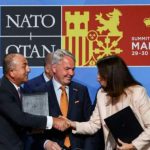 Sot samiti i NATO-s, me çfarë rreziqesh po përballen Finlanda dhe Suedia
