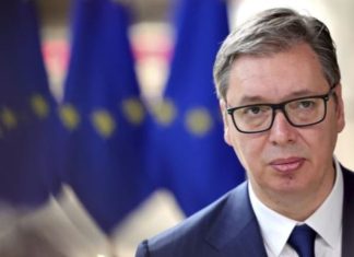 “A do ta njohë Serbia Kosovën? Vuçic përgjigjet nga Brukseli: Mos prisni fare për këtë