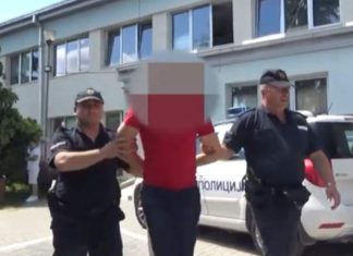Arrestohet edhe një protestues në Shkup, ka gjuajtur me molotov (VIDEO)