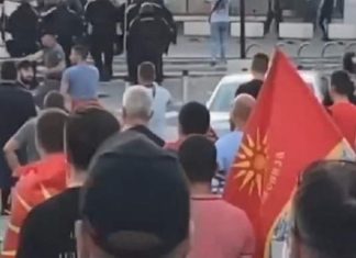 Protestuesit brohorasin: “Bullgar Osmani, Partizanët po vijnë” (VIDEO)