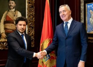 Abazoviq: Gjukanoviq nuk ka bazë ligjore për të shpërndarë Kuvendin