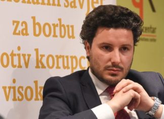 “Këtij njeriu nuk mund t’i besohet”, DPS dorëzon mocionin për votëbesimin e Dritan Abazoviç