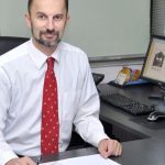 Analisti maqedonas Krzhalovski: Pse të mos e bëjmë Kushtetutën si ajo bullgare, pa komunitete tjera