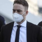 Vrau gruan dhe fajin ua hodhi shqiptarëve, piloti grek i kalon të gjithë pasurinë vajzës