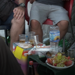 Protestuesit konak para qeverisë maqedonase me domate, speca e raki