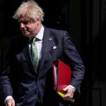 Pse Boris Johnson po përballet me krizën më të madhe qeveritare dhe çfarë vjen më pas?