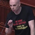 Kërmov u bën thirrje qytetarëve: Mblidhuni të gjithë para Kuvendit
