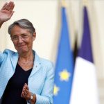 Kryeministrja franceze i mbijeton mocionit të mosbesimit