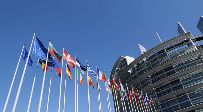 parlamenti europian