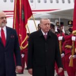 Rama, ky kryeministër krizash me Turqinë në krah