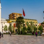 Tirana dhe Beogradi, kryeqytetet më të shtrenjta në rajon, Prishtina më lirë