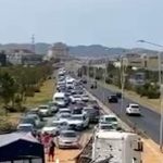 Përplaset traileri me grurë, i shpëtoi rusëve, tonelata me drithë ukrainas derdhen në “Tiranë-Durrës”