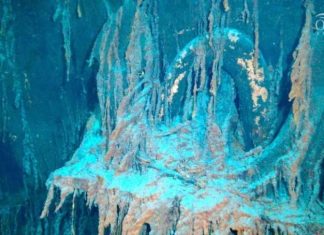 Si po katandiset Titanic në fund të oqeanit? (VIDEO)