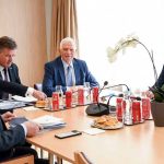 Analistët ndërkombëtarë: Përparimi në dialogun Kosovë-Serbi i vështirë, po përdoren standarde të dyfishta