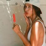 “Brushed Up”, trendi i ri i vetullave që provoi edhe Hailey Bieber