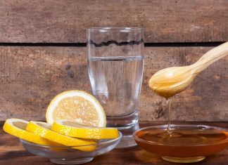 Konsiderohet si ushqimi më i shëndetshëm, por një gabim që bëjnë shumë është ta kthejnë mjaltin në helm