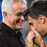 Mourinho e zëvendësoi, por Dybala i puth duart, zbulohet çfarë i ka thënë portugezi