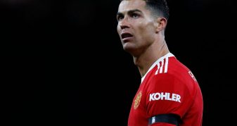 Info Shqip: Nuk ka paqe mes Manchester United dhe Ronaldos, tifozët: Ik