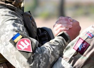 “Sunday Times”: Mbështetja financiare britanike për Ukrainën do të shkurtohet deri në Vitin e Ri