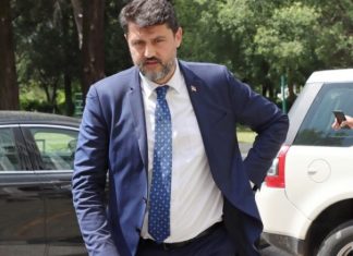Mali i Zi kërkon që të largohet menjëherë ambasadori serb, Abazoviq: Serbia të dërgojë ambasadorin e ri