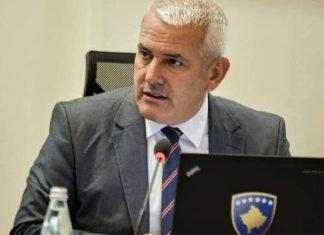 Fillon zbatimi i vendimit për pajisje me dokumentin për hyrje dalje në pikat kufitare të Kosovës
