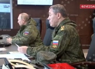 Putin i pakënaqur me zyrtarët e lartë ushtarakë, injoron komandantin e forcave të armatosura ruse (VIDEO)