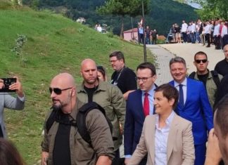 Bërnabiç nga veriu i Mitrovicës: Interes i Serbisë është paqja