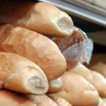 Pushteti lavdërohet, por çmimi i bukës mbetet i shtrenjtë