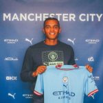 Manchester City zyrtarizon mbrojtësin nga Dortmund