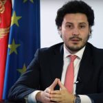 Policët malazez dhunuan ish-zyrtarin Petraq Milo, Abazoviç: I kam kërkuar falje profesorit