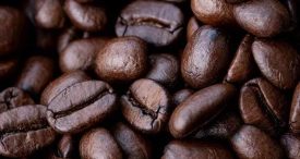 Info Shqip: Si ndikon konsumimi i kafesë në lëkurë