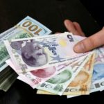 Lira turke zhvlerësohet në nivel rekord