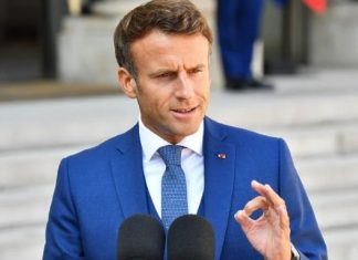 Francë, 115 deputetë i kërkojnë presidentit Macron të ndalojë shitjen e armëve për Izraelin
