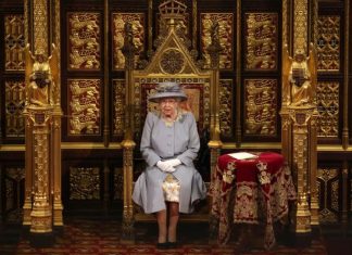 Ndëroi jetë Mbretëresha Elizabeth II
