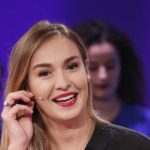 Sa ka qenë paga më e ulët që ka marrë? Moderatorja e njohur e Top Channel zbulon shifrën